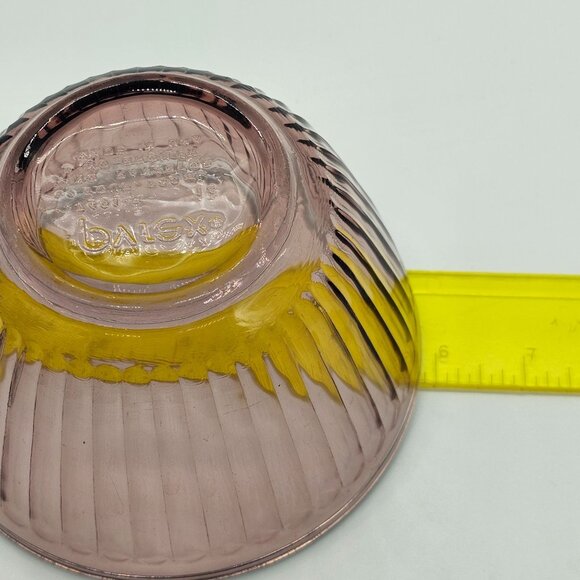 Pyrex Sculptured Cranberry Serving Bowl 6" ribbed patterned glass translucent - Picture 7 of 9